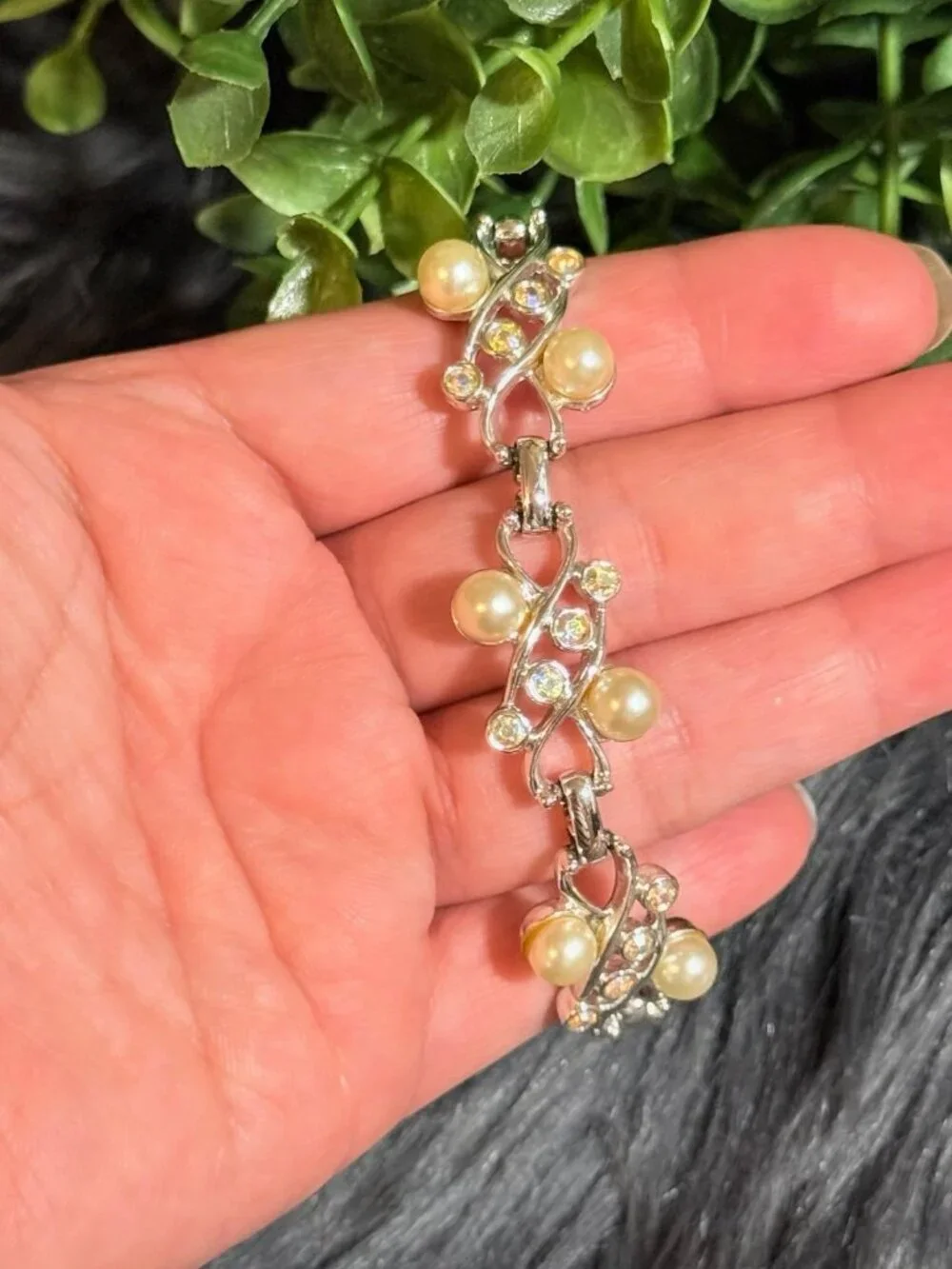 Pearls/Rhinestones‎ Bracelet (d)